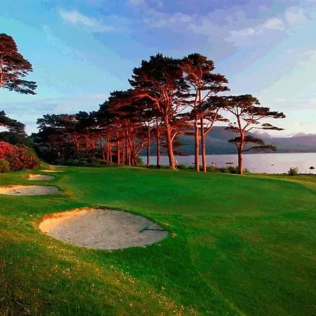 Отель Towers & Leisure Centre Килларни