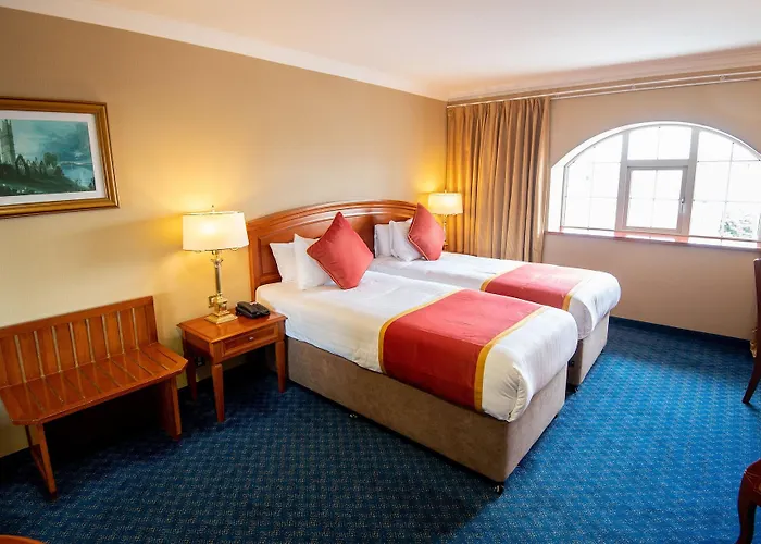 Towers & Leisure Centre 4* Cill Airne