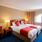 Towers & Leisure Centre 4*