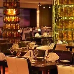 Ξενοδοχείο Towers & Leisure Centre 4*