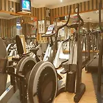Ξενοδοχείο Towers & Leisure Centre 4*