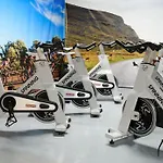 Towers & Leisure Centre Hotel 4*